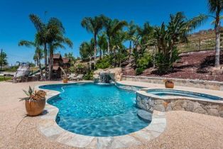 Single Family Residence, 12801 Gate dr, Poway, CA 92064 - 4