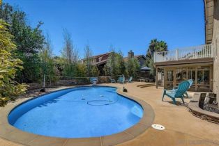 Single Family Residence, 1610 Quiet Hills dr, Oceanside, CA 92056 - 43