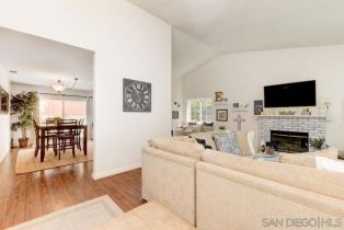 Single Family Residence, 3688 Cameo dr, Oceanside, CA 92056 - 4