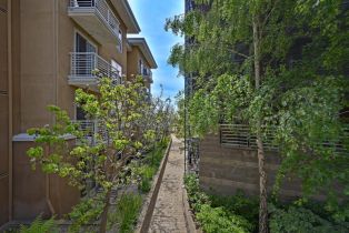 Condominium, 401 Crescent ct, District 10 - Southeast, CA 94134 - 32