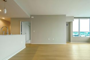 Condominium, 300 Berry st, District 10 - Southeast, CA 94158 - 8