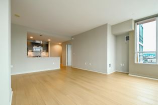 Condominium, 300 Berry st, District 10 - Southeast, CA 94158 - 9