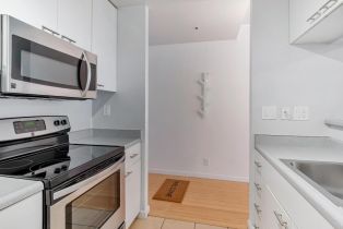 Condominium, 300 3rd st, District 10 - Southeast, CA 94107 - 14