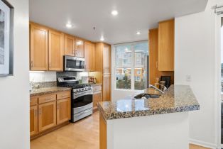 Condominium, 301 Crescent ct, District 10 - Southeast, CA 94134 - 12