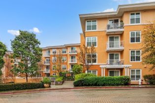 Condominium, 301 Crescent ct, District 10 - Southeast, CA 94134 - 2