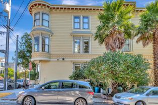 Condominium, 3947 17th st, District 10 - Southeast, CA 94114 - 2