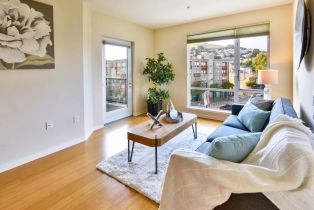 Condominium, 555 Bartlett st, District 10 - Southeast, CA 94110 - 8