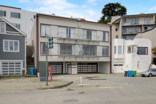 Residential Income, 3890 Market st, District 10 - Southeast, CA 94131 - 3