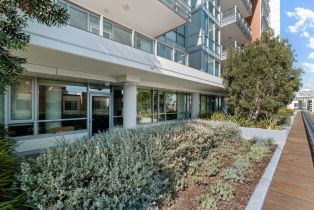 Condominium, 708 Long Bridge st, District 10 - Southeast, CA 94158 - 13