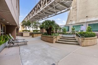 Condominium, 400 Beale st, District 10 - Southeast, CA 94105 - 30