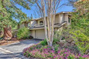 Condominium, 632 Sand Hill Circle, Menlo Park, CA  Menlo Park, CA 94025