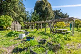 Single Family Residence, 27407 Schulte rd, Carmel Valley, CA 93923 - 27