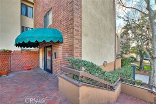 Condominium, 460 Oak st, Glendale, CA 91204 - 25