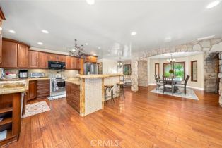 Single Family Residence, 24405 Fuerte rd, Temecula, CA 92590 - 12