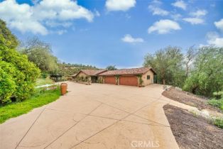 Single Family Residence, 24405 Fuerte rd, Temecula, CA 92590 - 4