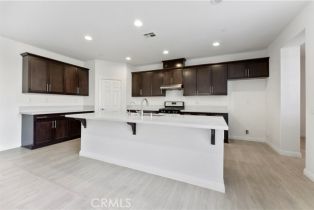 Condominium, 5950 Silveira st, Corona, CA 92880 - 9