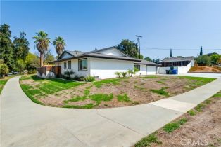 Single Family Residence, 5950 Bond st, Riverside, CA 92506 - 2