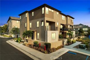 Condominium, 411 Chorus, Irvine, CA  Irvine, CA 92618