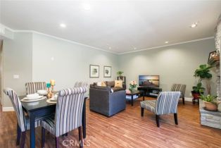 Condominium, 5200 White Oak ave, Encino, CA 91316 - 5