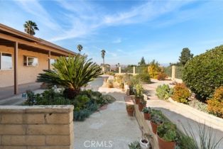 Single Family Residence, 2107 Pine Crest dr, Corona, CA 92882 - 42