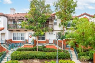 Condominium, 12647 Trent Jones LN, Tustin, CA  Tustin, CA 92782