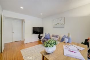 Single Family Residence, 18027 Delano st, Encino, CA 91316 - 20