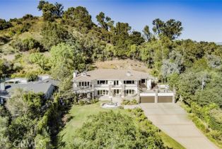 Single Family Residence, 11947 Iredell st, Studio City, CA 91604 - 3