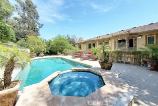 Single Family Residence, 11947 Iredell st, Studio City, CA 91604 - 35