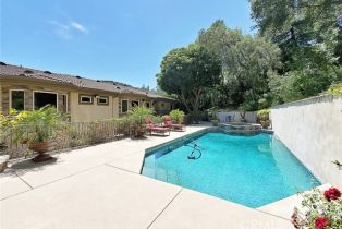 Single Family Residence, 11947 Iredell st, Studio City, CA 91604 - 36