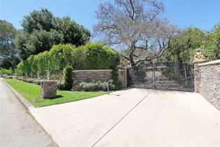 Single Family Residence, 11947 Iredell st, Studio City, CA 91604 - 43