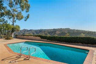 Single Family Residence, 1470 Laurel way, Beverly Hills, CA 90210 - 44