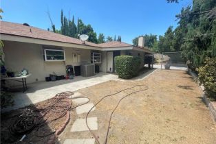 Single Family Residence, 19923 Blackhawk st, Chatsworth, CA 91311 - 18