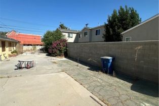 Single Family Residence, 2310 Catalina st, Burbank, CA 91504 - 4