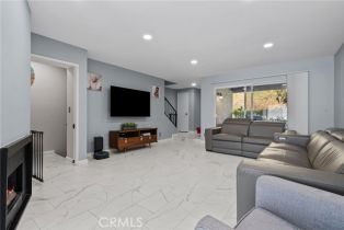 Condominium, 8024 Via Pompeii, Burbank, CA 91504 - 6