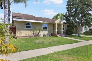 Single Family Residence, 17561 Bullock st, Encino, CA 91316 - 2