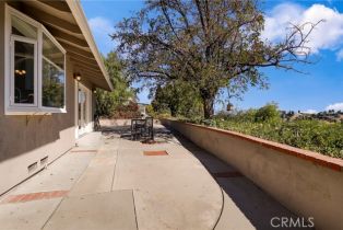 Single Family Residence, 22217 Cass ave, Woodland Hills, CA 91364 - 42