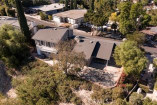 Single Family Residence, 22217 Cass ave, Woodland Hills, CA 91364 - 56