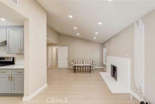 Single Family Residence, 11422 Haskell ave, Granada Hills, CA 91344 - 4