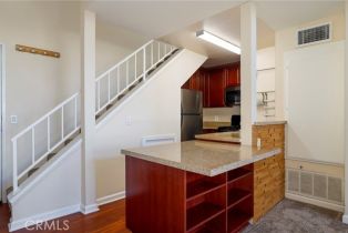 Condominium, 5530 Owensmouth ave, Woodland Hills, CA 91367 - 10