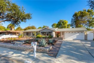 Single Family Residence, 1379 Avenida De Los Arboles, Thousand Oaks, CA 91360 - 30