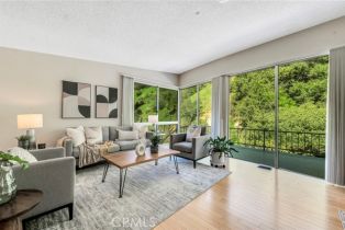 Single Family Residence, 1220 Country Club dr, Burbank, CA 91501 - 12