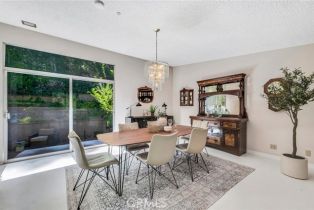 Single Family Residence, 1220 Country Club dr, Burbank, CA 91501 - 5