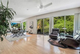 Single Family Residence, 1220 Country Club dr, Burbank, CA 91501 - 9