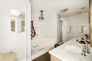 Condominium, 8455 Fountain ave, West Hollywood , CA 90069 - 16