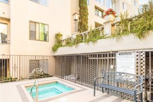 Condominium, 8455 Fountain ave, West Hollywood , CA 90069 - 21
