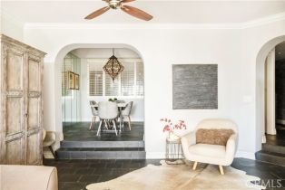 Condominium, 8455 Fountain ave, West Hollywood , CA 90069 - 7