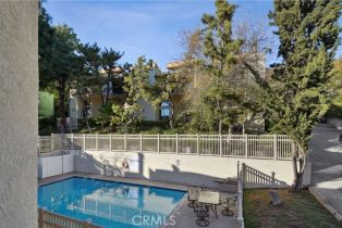 Condominium, 1881 Alpha rd, Glendale, CA 91208 - 40