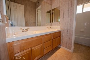 Single Family Residence, 33 Calle La Reina, Rancho Mirage, CA 92270 - 39