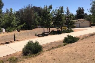 Residential Lease, 17141 Singingbird LN, Riverside, CA  Riverside, CA 92504