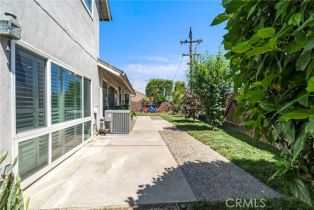 Single Family Residence, 1971 Oakland Hills dr, Corona, CA 92882 - 35